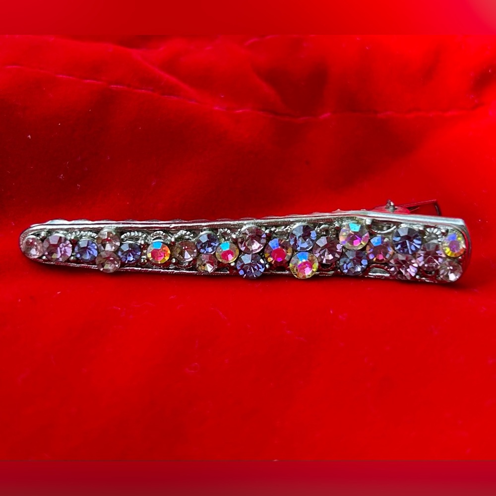 Vintage bejeweled hair ornament